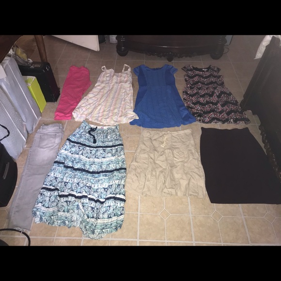 Clothes for sale/ ropa en venta - Picture 16 of 16